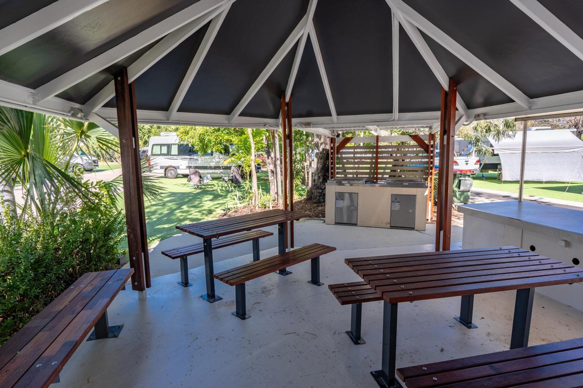 Big4 Tasman Holiday Parks - Rowes Bay 타운즈빌 외부 사진